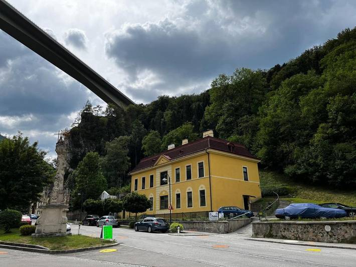 Ferienwohnung für 6 Personen, mit Garten und Ausblick in Schottwien