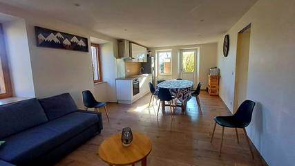 Gîte pour 10 personnes, avec balcon, animaux acceptés à Saint-Pierre-d'Albigny
