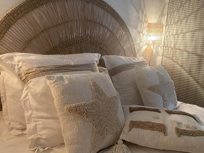 Location de vacances pour 2 personnes, avec piscine ainsi que vue et jardin à Robiac-Rochessadoule - 4