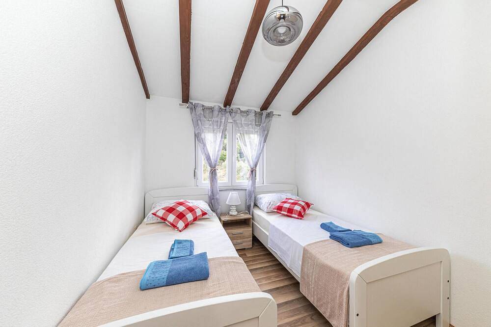 Geheel appartement, Gezellig appartement in Sevid met Wifi in Sevid, Split-Dalmatië