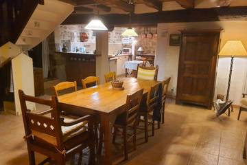 Gîte pour 5 personnes, avec jardin à Berric