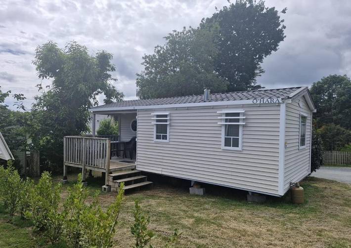 Camping pour 5 personnes, avec Terrasse et Piscine à Combrit