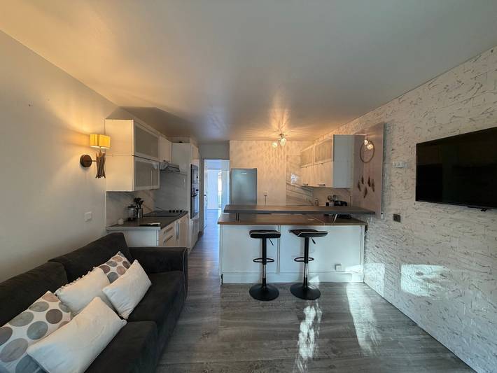 Vakantiewoning voor 4 personen, met kinderzwembad en whirlpool in Grimaud