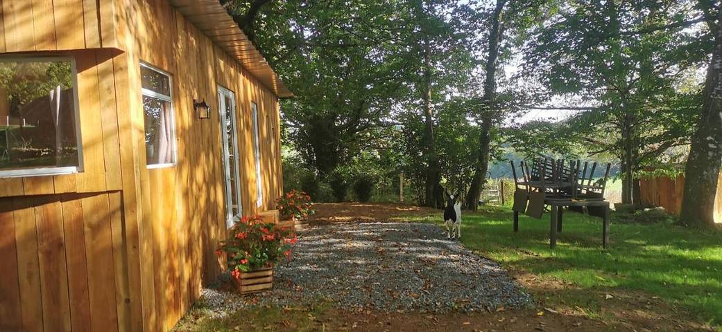 Chalet pour 3 personnes, avec vue ainsi que jardin et terrasse