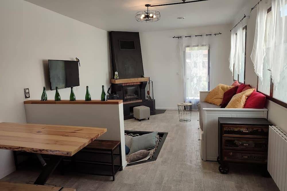 Apartamento entero, 71m2 Cellar in Champagne - Romantic / Special Occasion in Châlons-en-Champagne, Marne