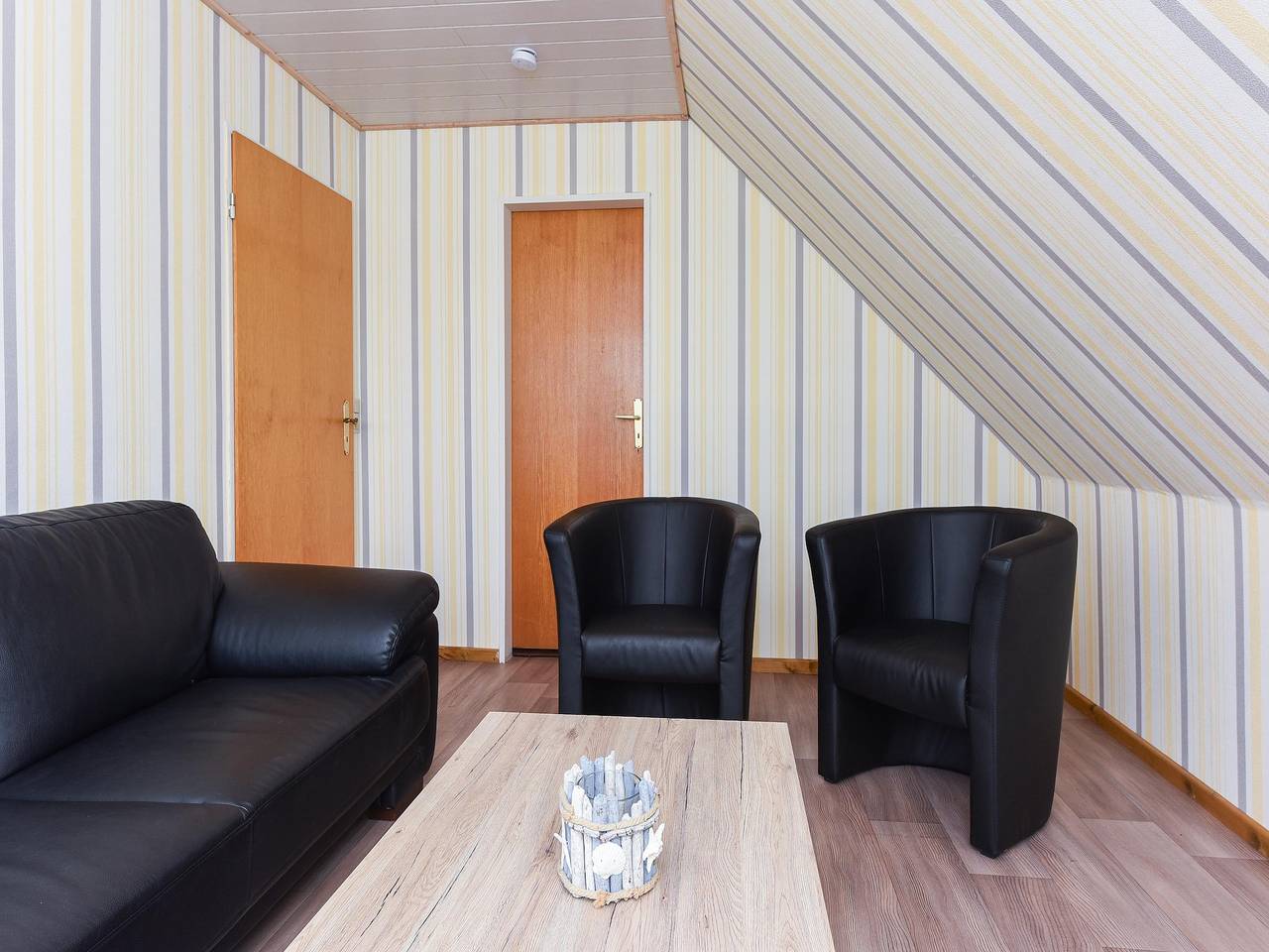Ganze Wohnung, Große Ferienwohnung im Dachgeschoss in Bensersiel in Bensersiel, Esens