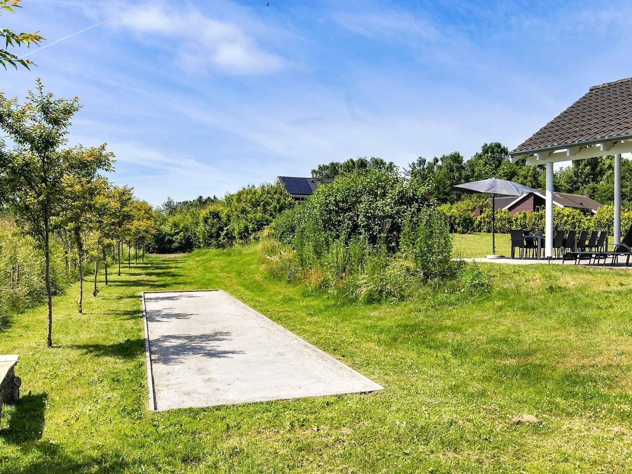 Luksusferiested med pool in Tisvilde, Kattegat
