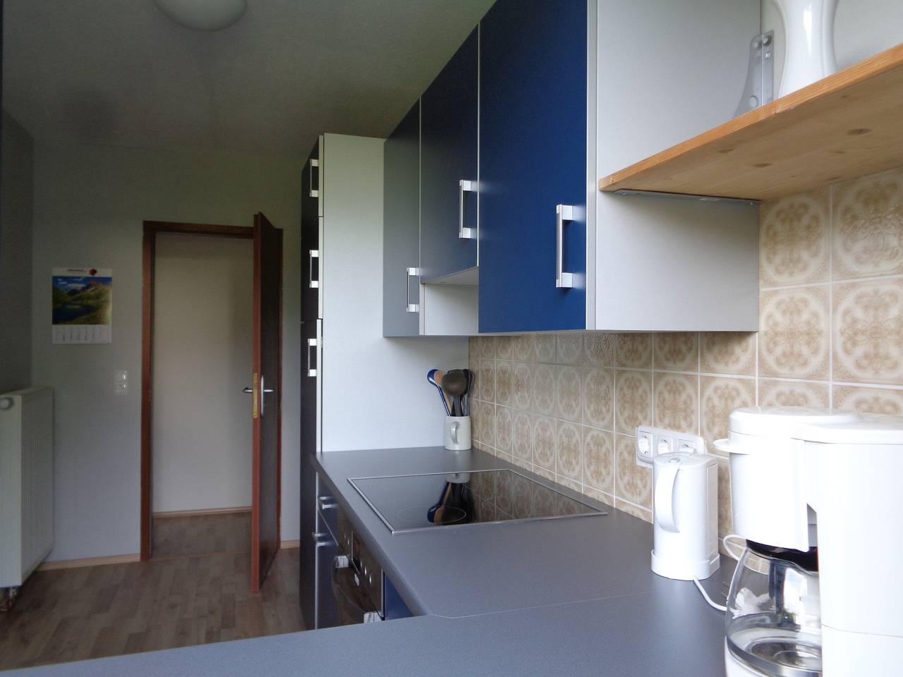 Appartement entier, Appartement 'Vollmarshausen' avec jardin commun et Wi-Fi in Lohfelden, Hessisches Bergland