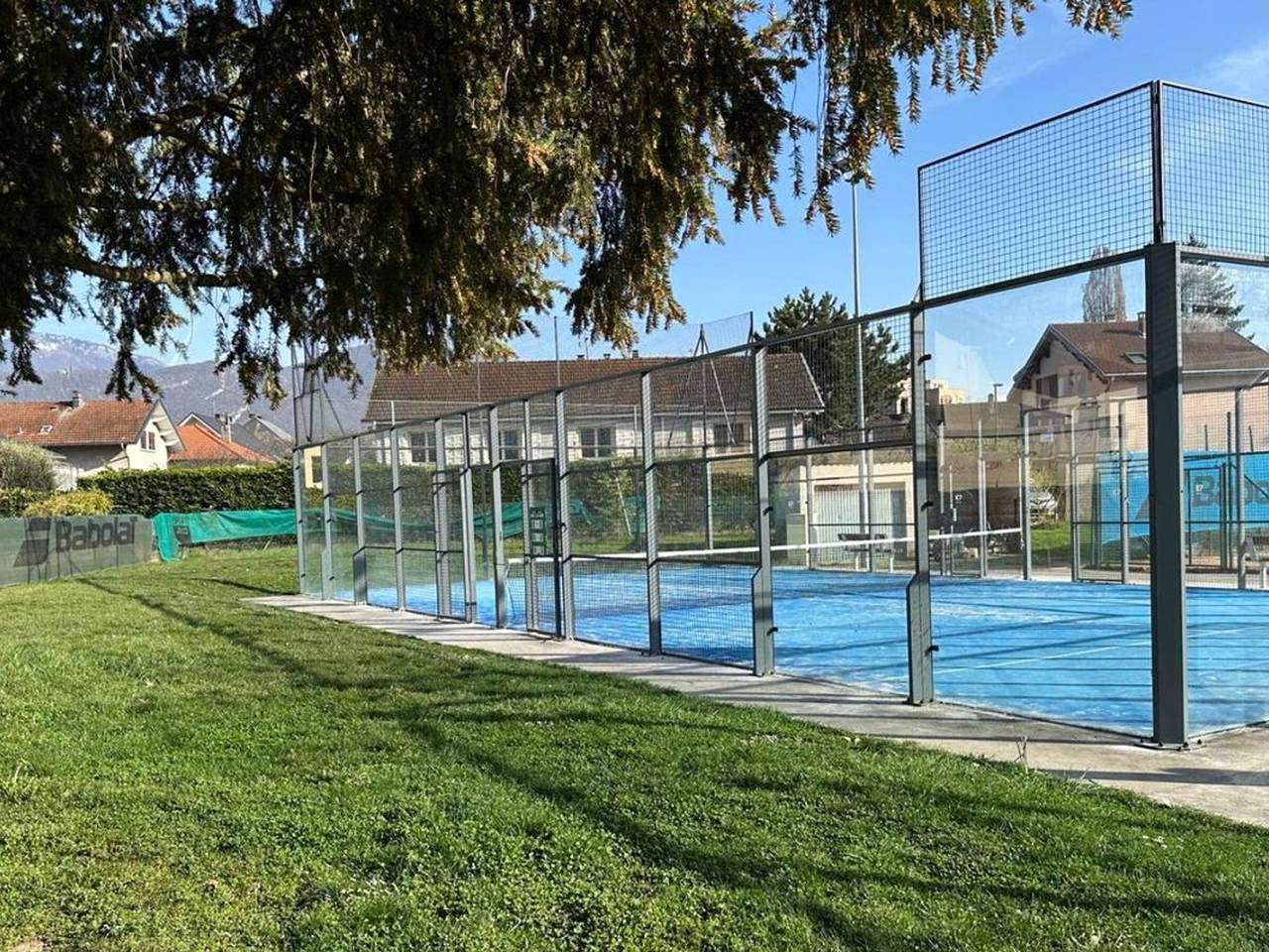 Mobil home accueillant - 6 pers. in Les Avenières, Région de La Tour-du-Pin