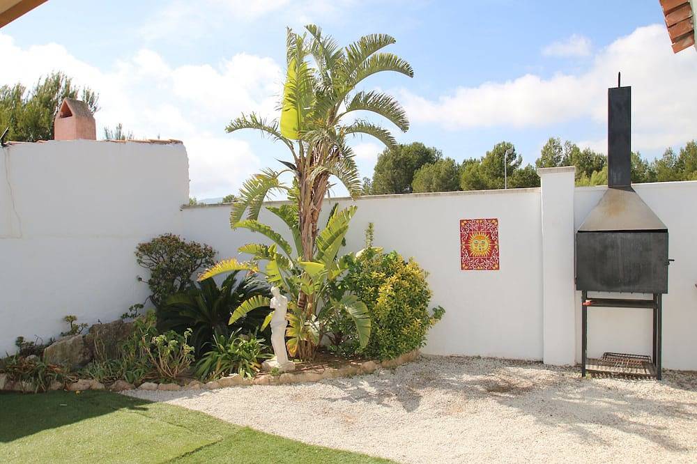 Villa Atenea by Parc Mont-roig in Villa Romana, Costa Dorada