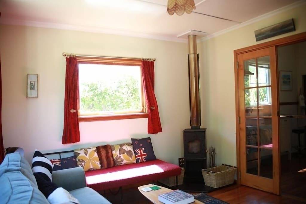 Charmante Villa in einer von Bäumen gesäumten Straße in Dunedin (NZ), Otago