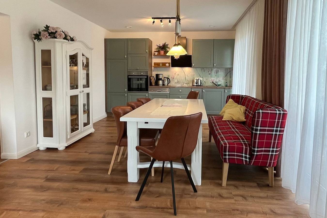 Modernes Ferienhaus Sonne mit Garten, Terrasse und Top-Ausstattung in Göhren-Lebbin, Fleesensee