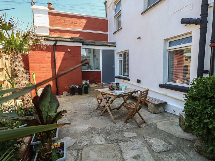 Apartment for 2 people, with garden in Isle of Portland