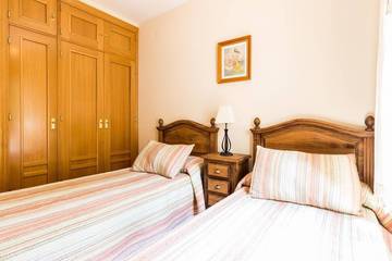 Casa Rural para 16 Personas en El Padul, Provincia de Granada, Foto 4