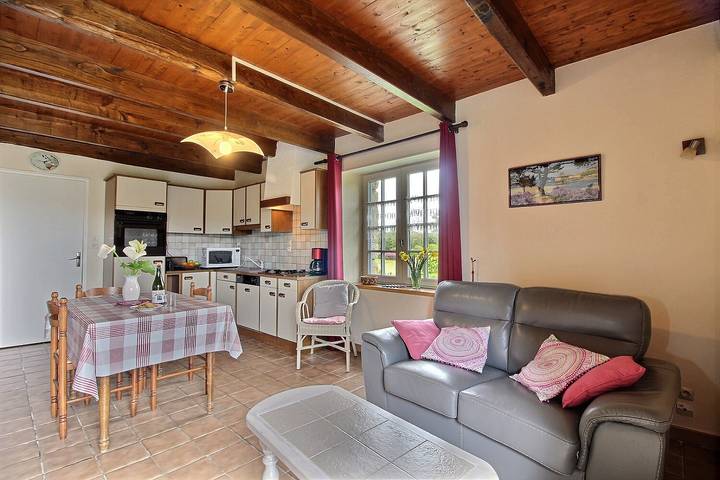 Gîte pour 3 personnes, avec Terrasse et Jardin à Lézardrieux - 2