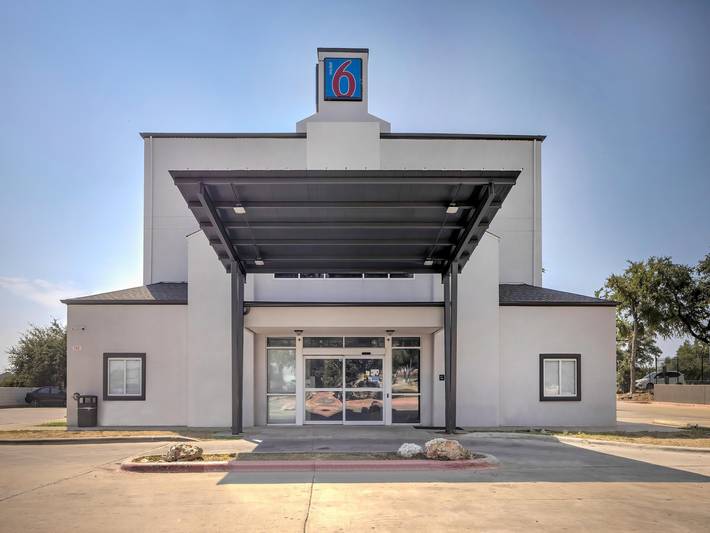 Apartamento entero, Amplia suite de 2 camas completas Smk, cocina in Cedar Park, Texas