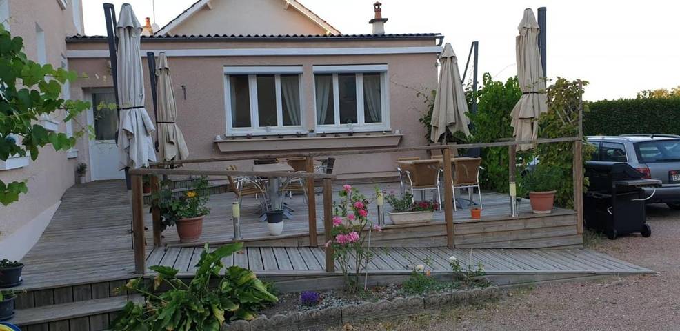 Gîte pour 6 personnes, avec jardin à Auxonne - 4