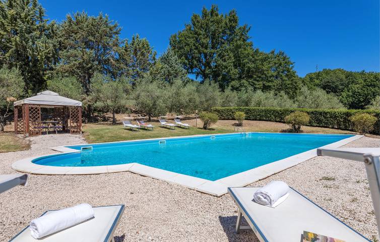Location de vacances pour 14 personnes, avec jardin ainsi que terrasse et piscine à Orvieto - 3