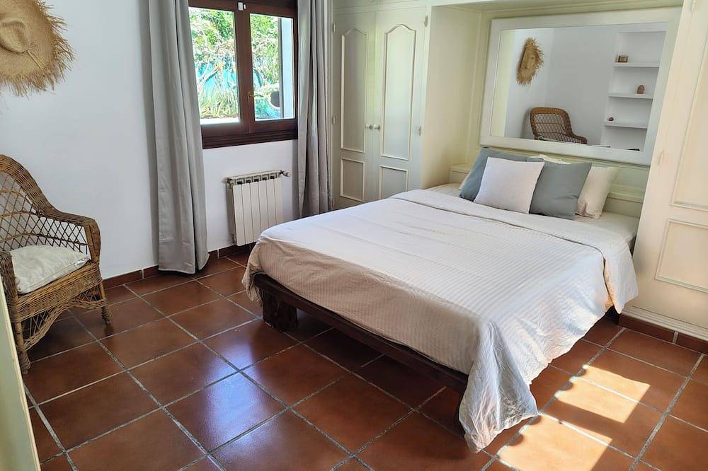 Casa Rasgos | Villa with Pool, Sauna and Bbq in Sant Agustí des Vedrà, Sant Josep de sa Talaia