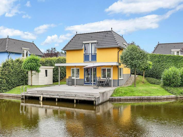 Villa voor 6 personen, with Terras and Tuin as well as Sauna in Drenthe