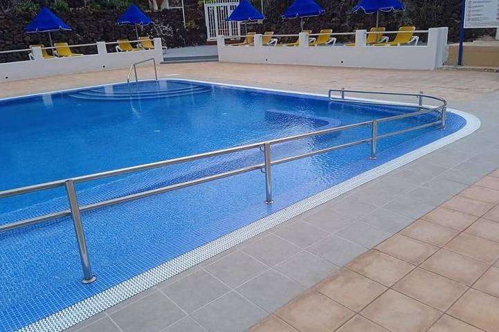 Appartement de vacances pour 4 personnes, avec piscine et balcon - 1