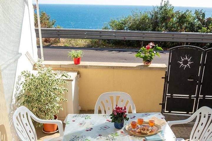 Gîte pour 5 personnes, avec vue et balcon à Corsano - 4