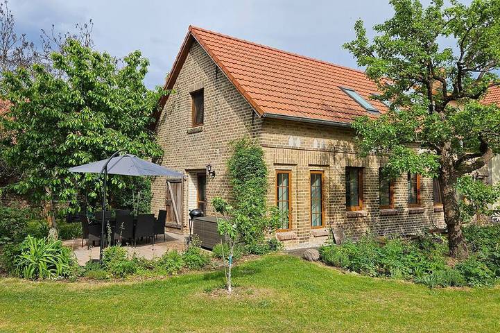 Ferienwohnung für 4 Personen, mit Terrasse und Garten - 1