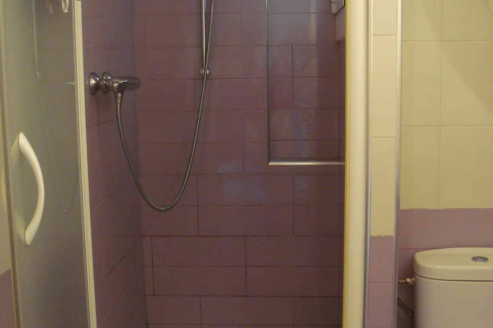 Entire apartment, Quiet apartment ideal for Couple/Family Pax 2+2 in Sant Pere de Ribes, Garraf