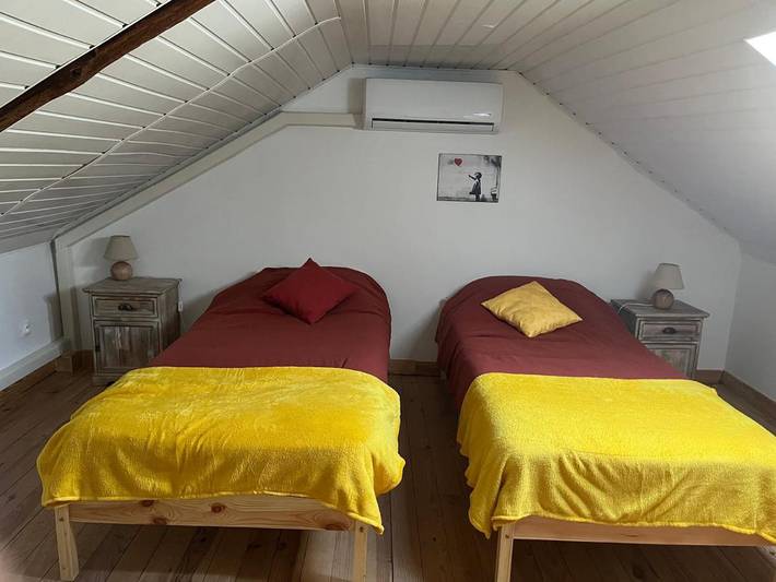 Location de vacances pour 8 personnes, avec Terrasse ainsi que Jardin et Vue à Ponteils-et-Brésis - 3