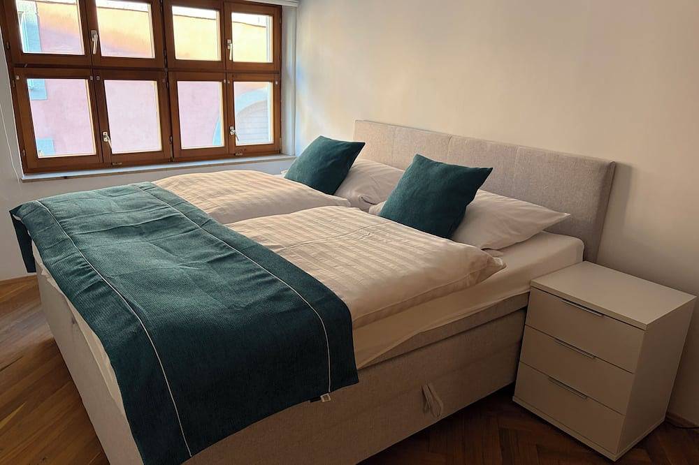 Ganze Wohnung, Modernes Designapartment in der Altstadt - stilvoll & zentral, 3 Schlafzimmer in Dinkelsbühl, Romantische Straße