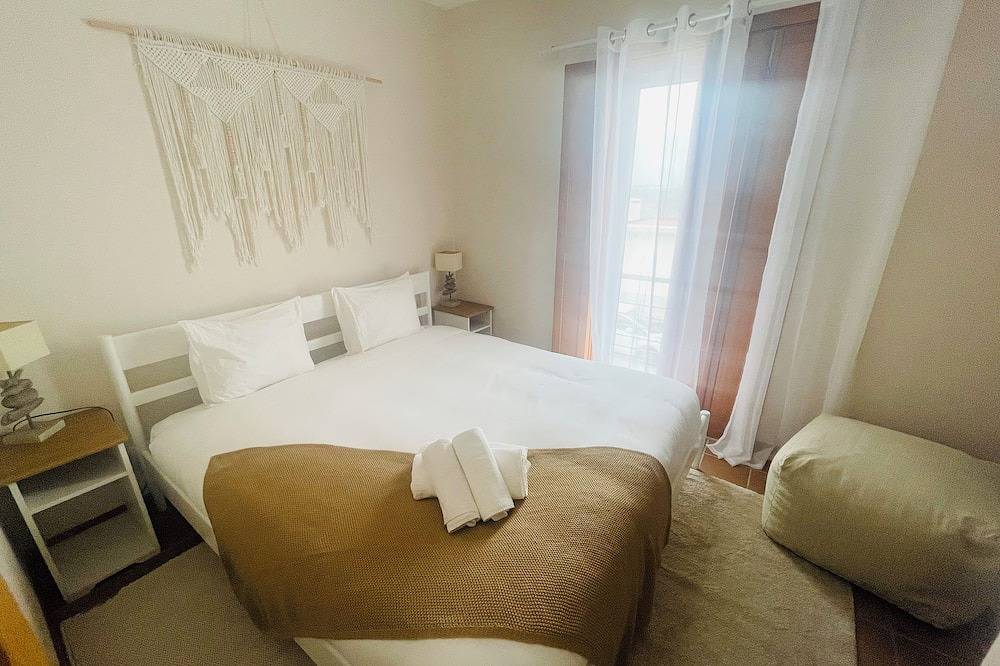 Casa Sonia Great location Quiet area Easy access in Óbidos, Leiria District