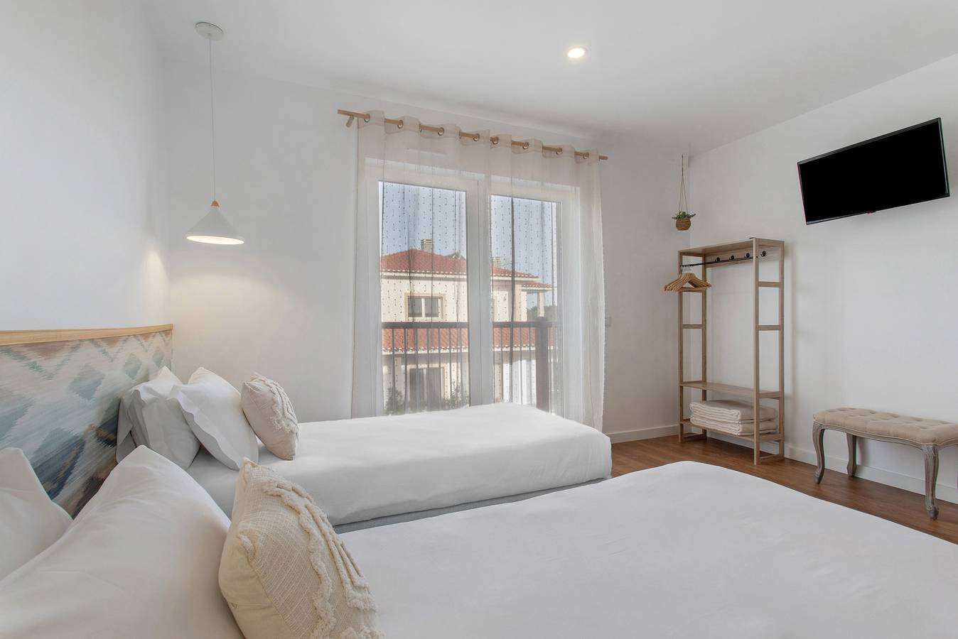 Quinta Dos Raposos - Suite Água con piscina y terraza compartidas y Wi-Fi in Famalicão, Leiria District