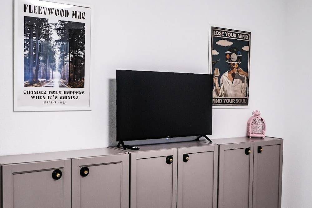 Ganze Wohnung, Neue moderne Wohnung,74qm, Balkon, Kingsize Boxspringbett in Offenburg, Kinzigtal