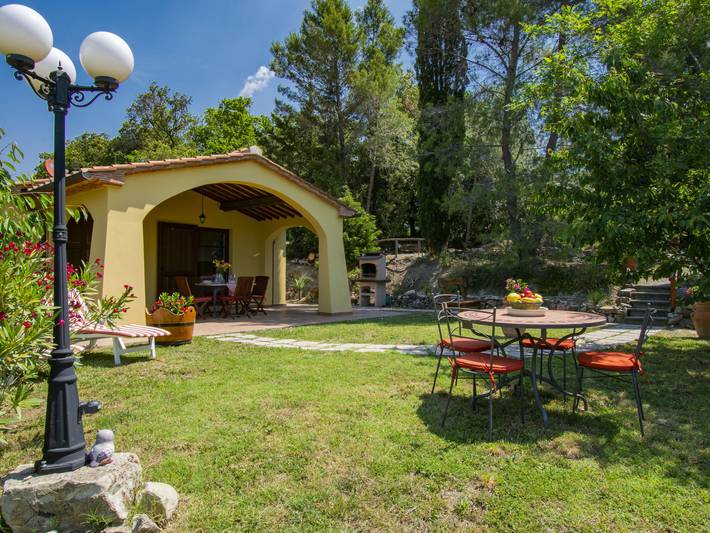 Ferienhaus für 5 Personen, mit Terrasse und Garten in Riparbella
