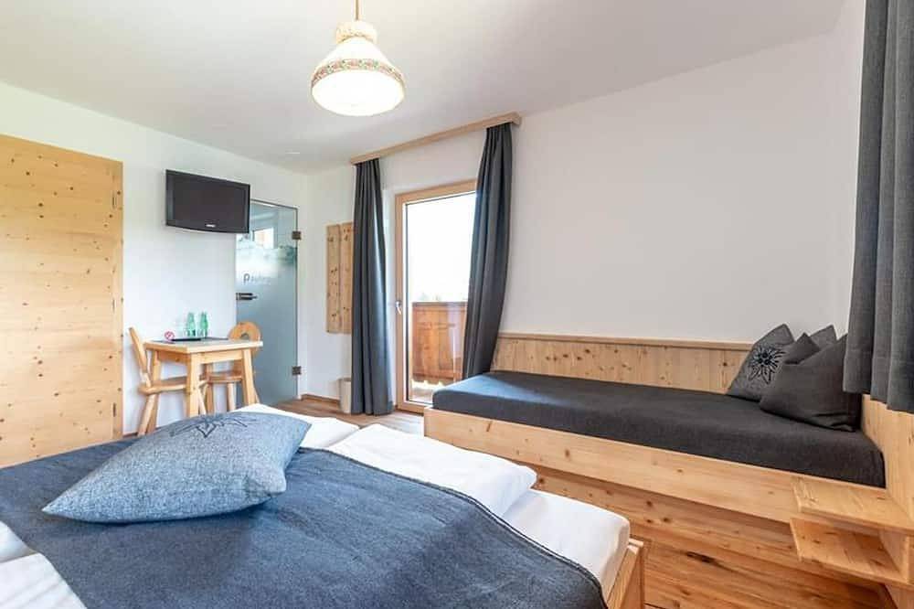 Tweepersoonskamer met douche od. Badkamer, Wc - Guesthouse Farm Paulingerhof in Stubai Alps, Axams