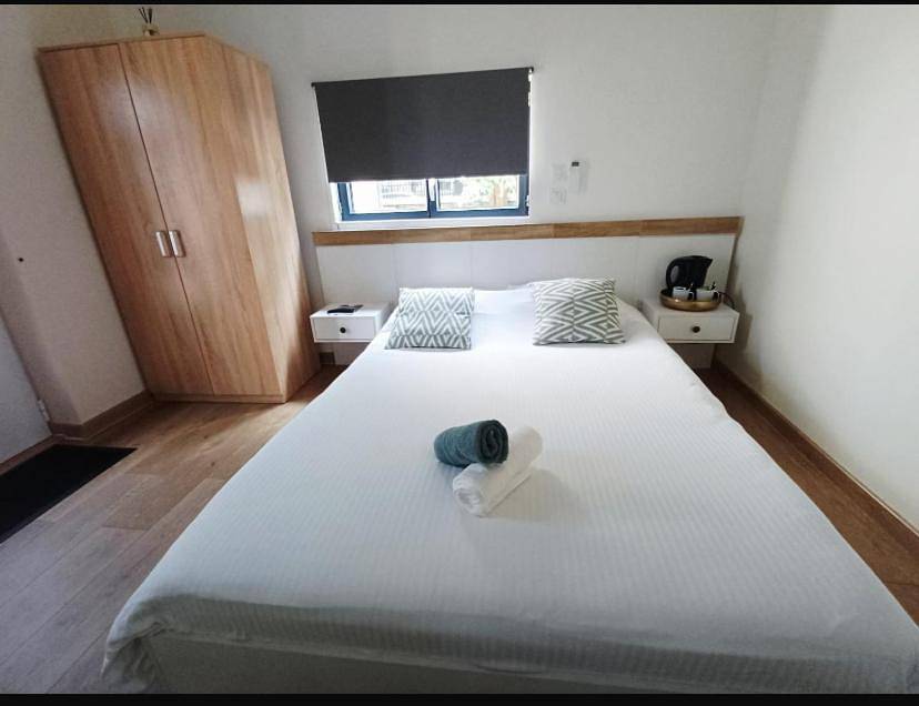 Double Room in Villefranche-sur-Saône, Beaujolais