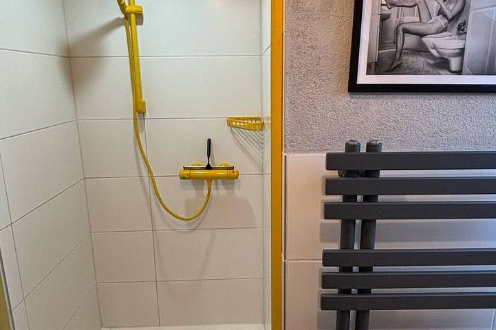 Ganze Wohnung, 2. Og Ferienwohnung „Am Weiher“ - Ihr perfektes Urlaubdomizil in Denklingen, Romantische Straße