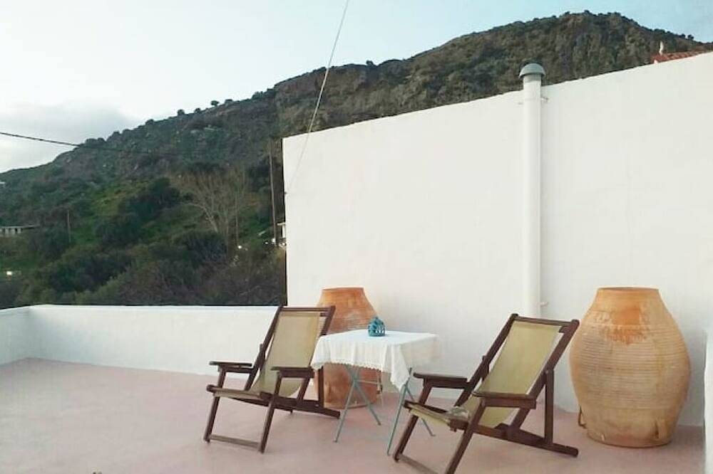 Papa Pavlo's Traditional Home • South Crete\n\n in Kerames, Rethymno und Umgebung