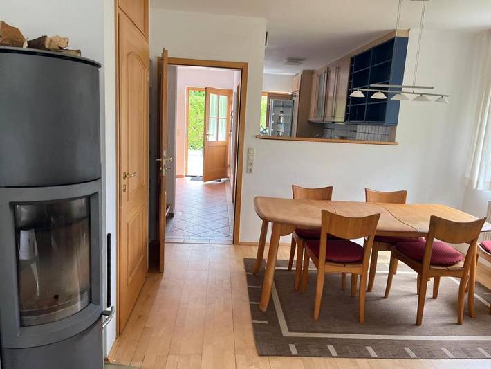 Ferienhaus für 10 Personen, mit Balkon und Terrasse sowie Garten und Ausblick in Gauting