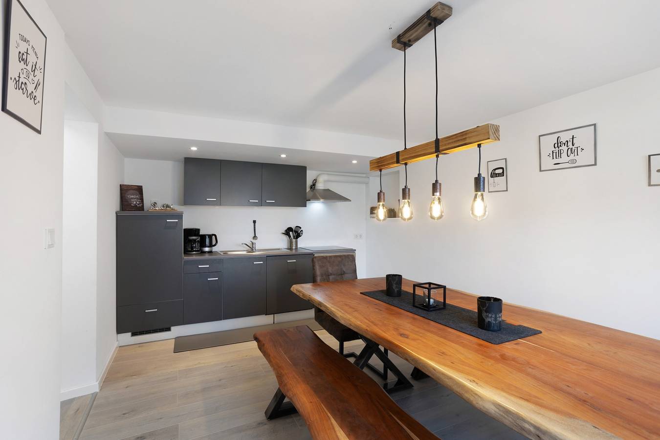 Ganze Wohnung, Ferienwohnung 'Kerbe' mit Bergblick, Terrasse und Wi-Fi in Willingen, die Mittelgebirge