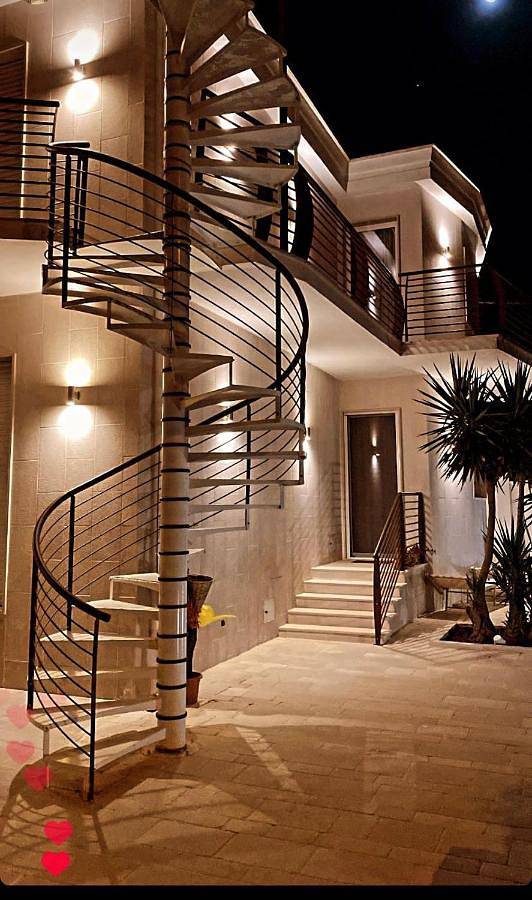 Location de vacances pour 2 personnes, avec piscine ainsi que jacuzzi et jardin à Manfredonia - 3