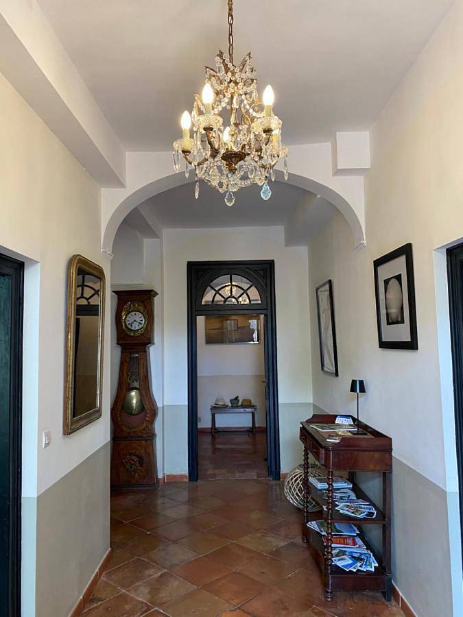 Location de vacances pour 2 personnes, avec vue et terrasse ainsi que jardin et piscine à Peyriac-Minervois - 4