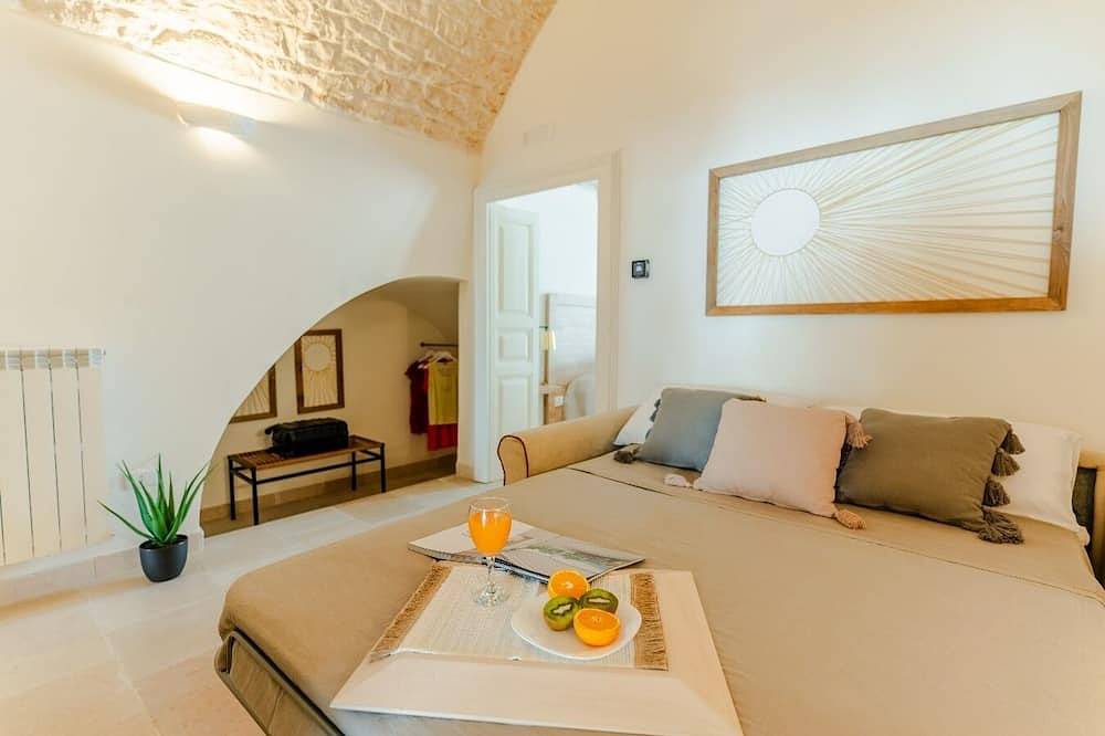 Entire apartment, House Lea near the beaches - typical house near Ostuni in Carovigno, Salento