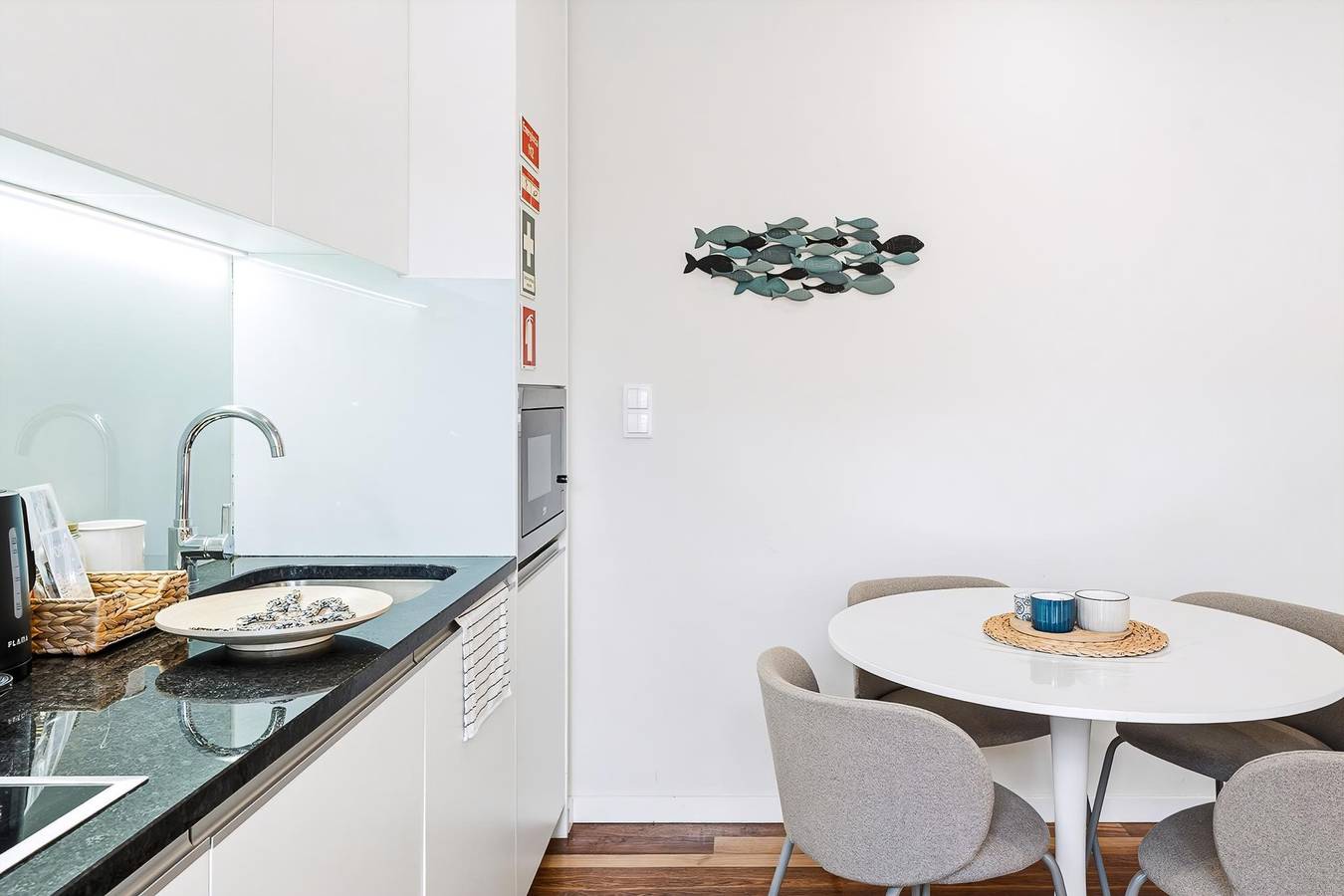 Apartamento inteiro, Guestready - Charming Porto Retreat Near the Sea in Foz do Douro, Porto