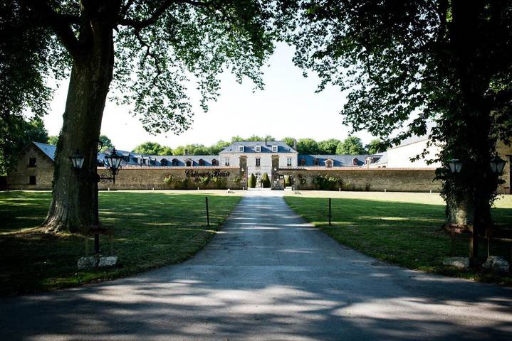 Hôtel pour 2 personnes, avec jardin et jacuzzi ainsi que sauna et piscine, animaux acceptés à Sainte-Preuve