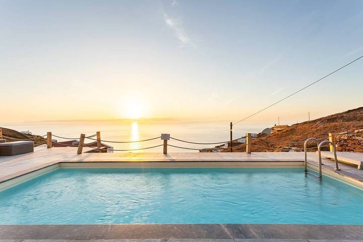 Villa pour 6 personnes, avec Balcon et Piscine dans Kea