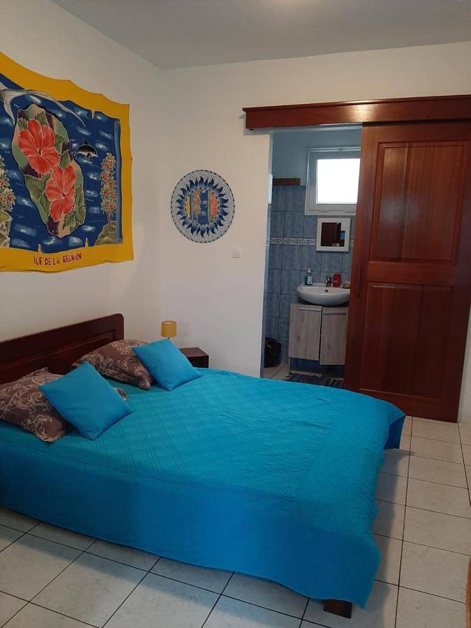 Gîte pour 2 personnes, avec piscine et jardin à Saint-Philippe - 4