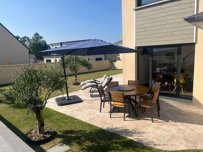 Location de vacances pour 5 personnes, avec jardin et terrasse à Gouville-sur-Mer - 2