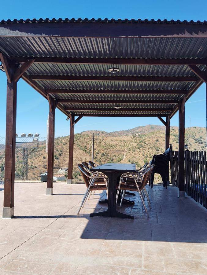 Casa de vacaciones para 12 personas, con terraza además de piscina y vistas en Axarquía - 4