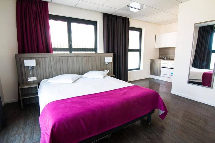 Location de vacances pour 2 personnes, avec vue et vue sur le lac, animaux acceptés à Thionville - 4
